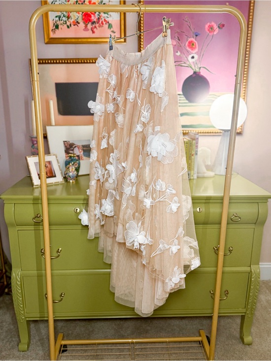 Anthropologie Dresses & Skirts - By Anthropologie Tulle Appliqué Skirt - Size Medium
